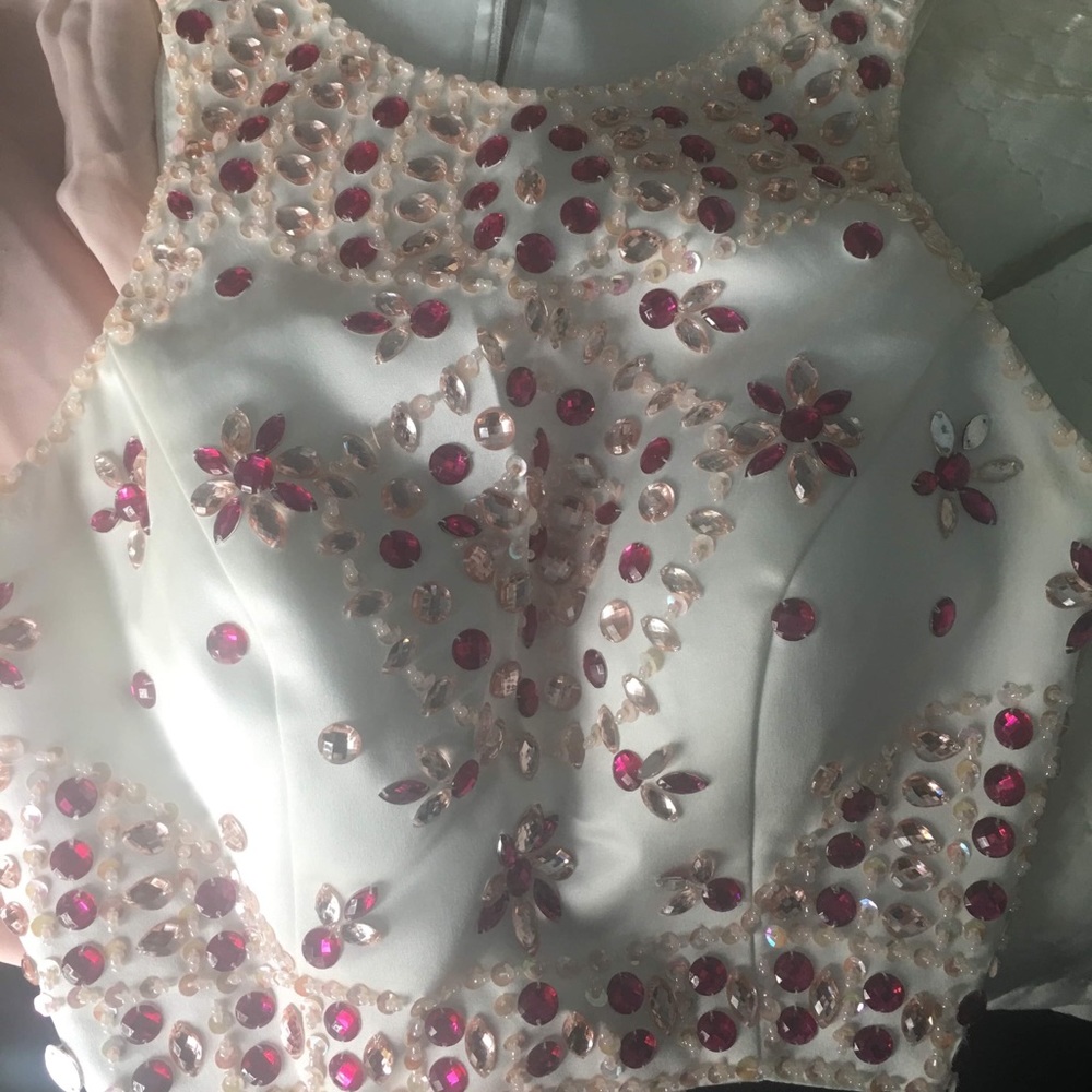 Prom Dress for sale !!! - Picture 3 of 6